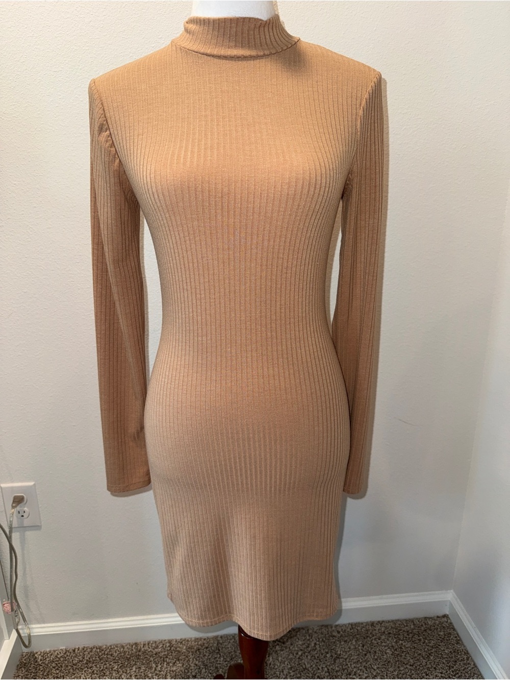 Forever 21 Beige Ribbed Mock Neck Long-Sleeve Dress S